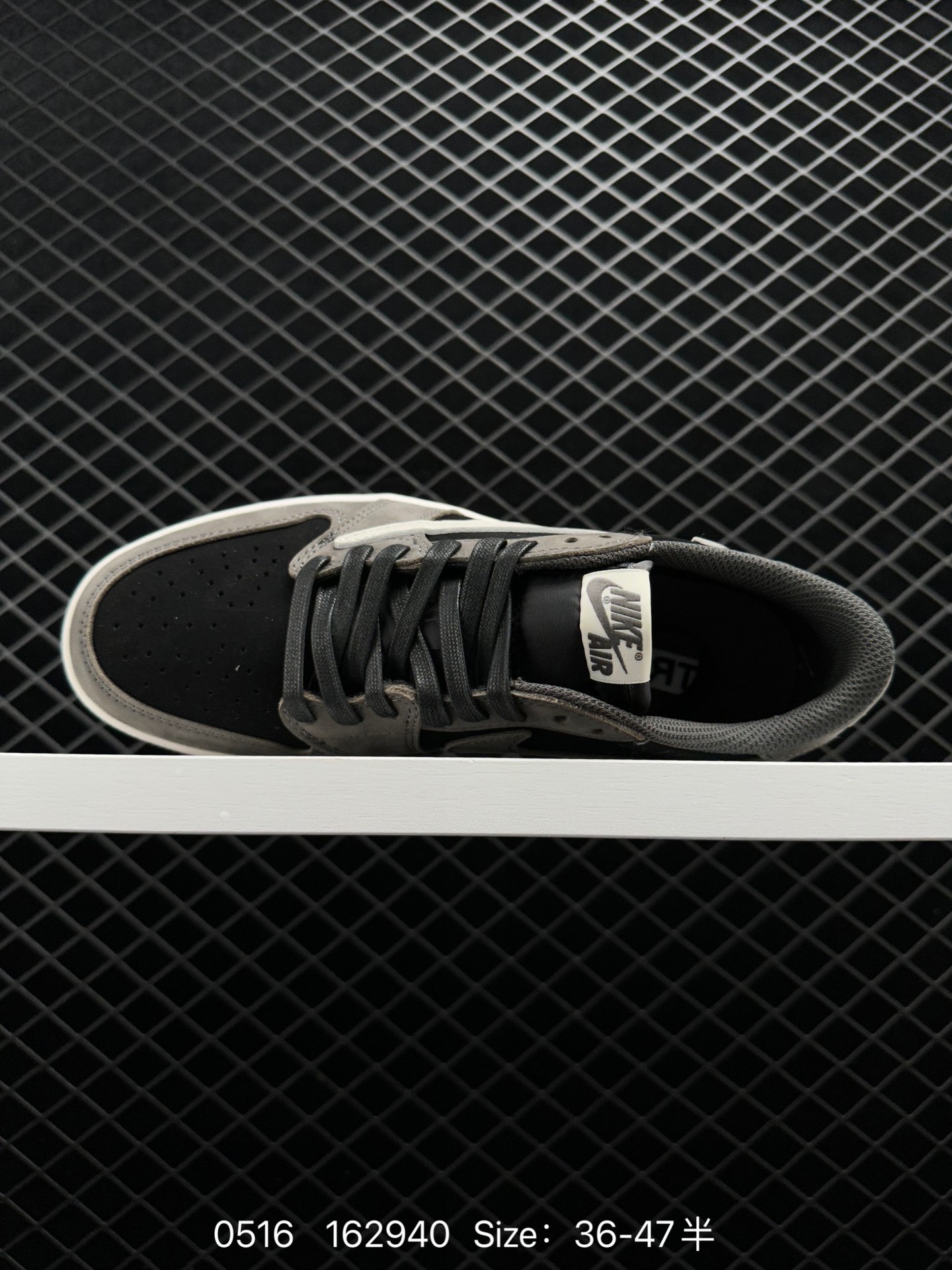 Travis Scott x Air Jordan 1 